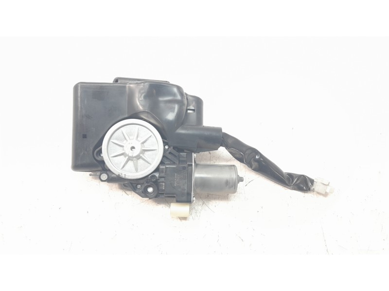 Recambio de cerradura maletero / porton para toyota rav4 referencia OEM IAM 6935042060 1638000790 