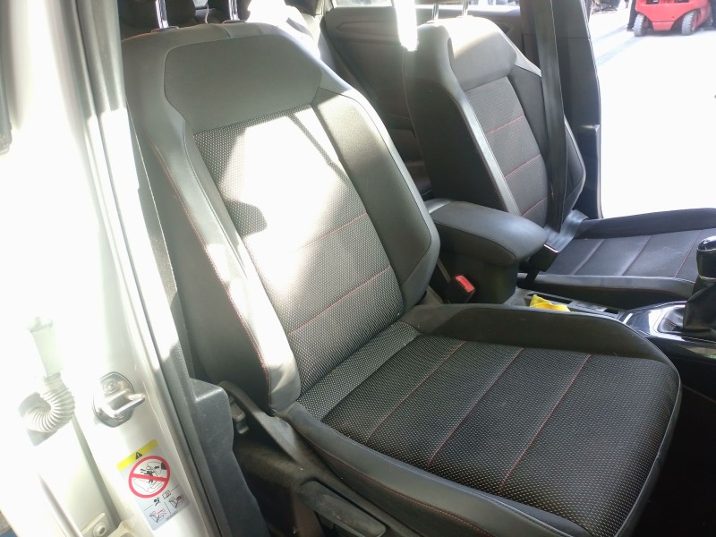 Recambio de juego asientos completo para volkswagen t-roc (a11, d11) 1.5 tsi referencia OEM IAM   