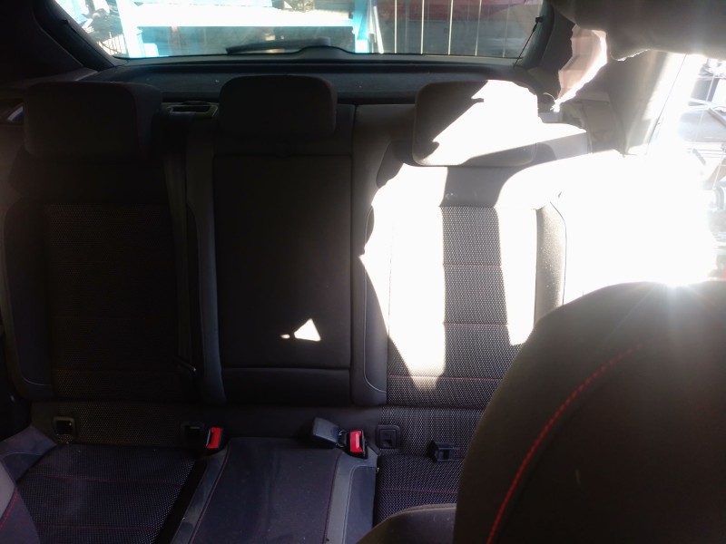 Recambio de juego asientos completo para volkswagen t-roc (a11, d11) 1.5 tsi referencia OEM IAM   