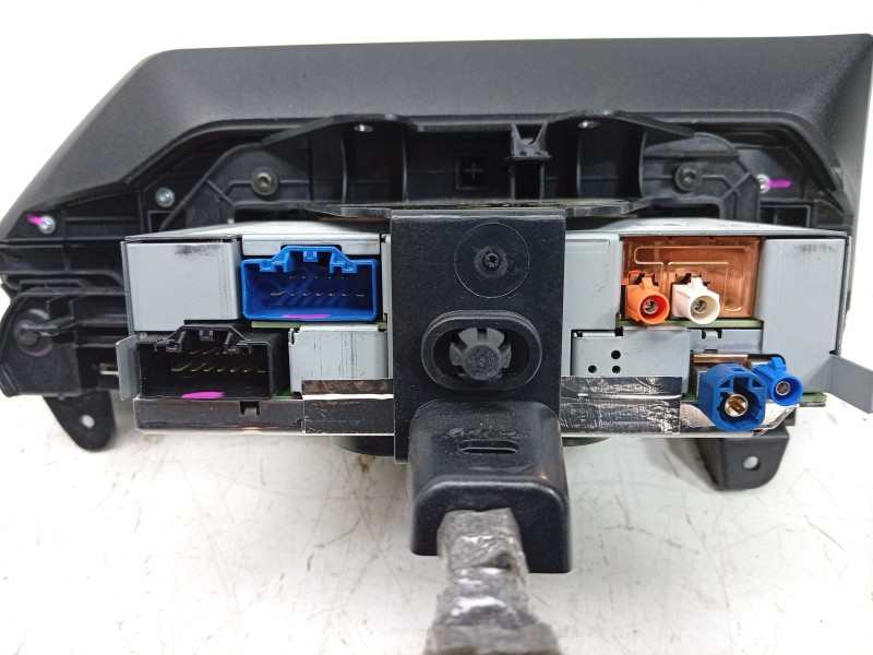 Recambio de pantalla multifuncion para citroën c4 x 1.2 hybrid 136 136 ch gasolina/eléctrico (2024) referencia OEM IAM 168497298