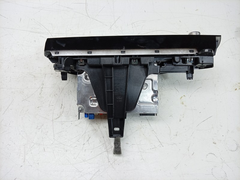 Recambio de pantalla multifuncion para citroën c4 x 1.2 hybrid 136 136 ch gasolina/eléctrico (2024) referencia OEM IAM 168497298