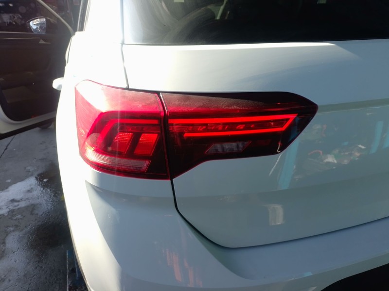 Recambio de piloto trasero izquierdo interior para volkswagen t-roc (a11, d11) 1.5 tsi referencia OEM IAM   