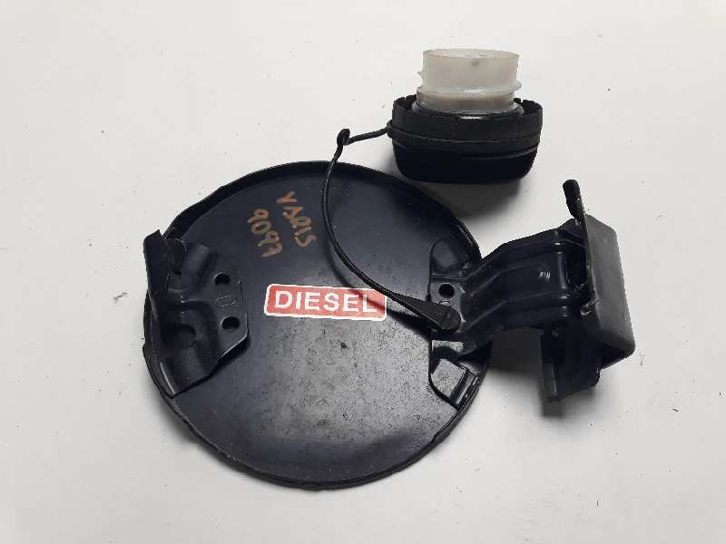 Recambio de tapa exterior combustible para toyota yaris (ksp9/scp9/nlp9) básico referencia OEM IAM 7735052010  