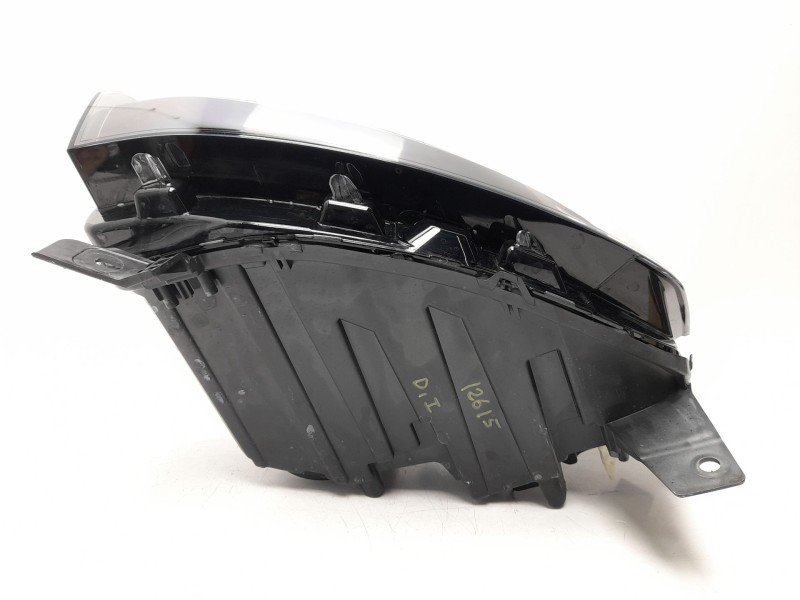 Recambio de faro izquierdo para dacia bigster referencia OEM IAM  260603515R 