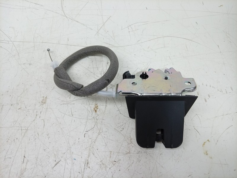 Recambio de cerradura maletero / porton para cupra leon sportstourer (kl8, ku8, kud) 1.5 tsi referencia OEM IAM  4M0827506D EZCA