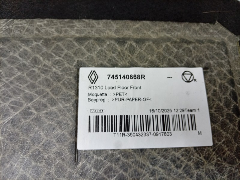 Recambio de alfombra maletero para dacia bigster referencia OEM IAM  745140868R 