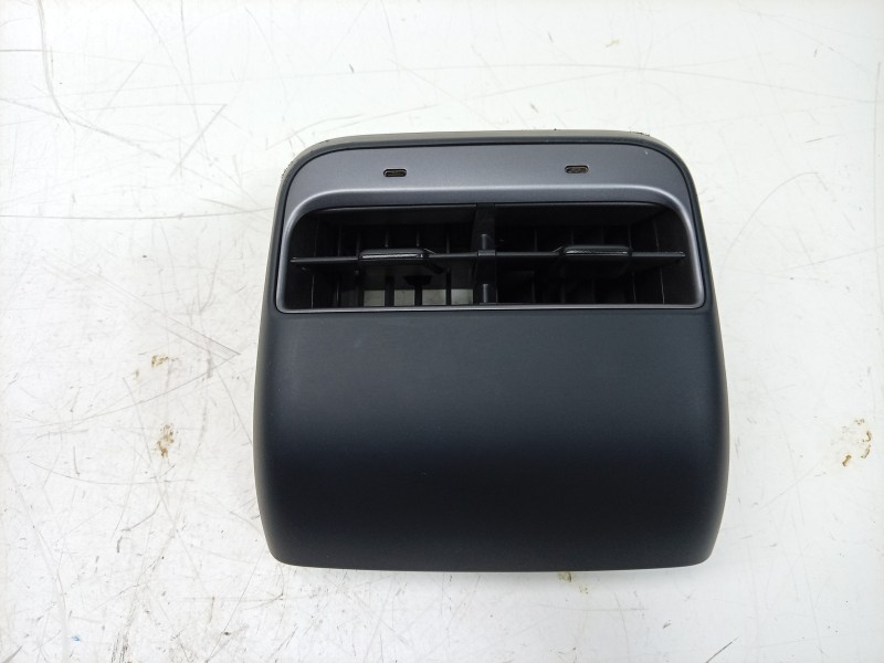 Recambio de rejilla delantera para tesla model 3 ev referencia OEM IAM  111107200E 
