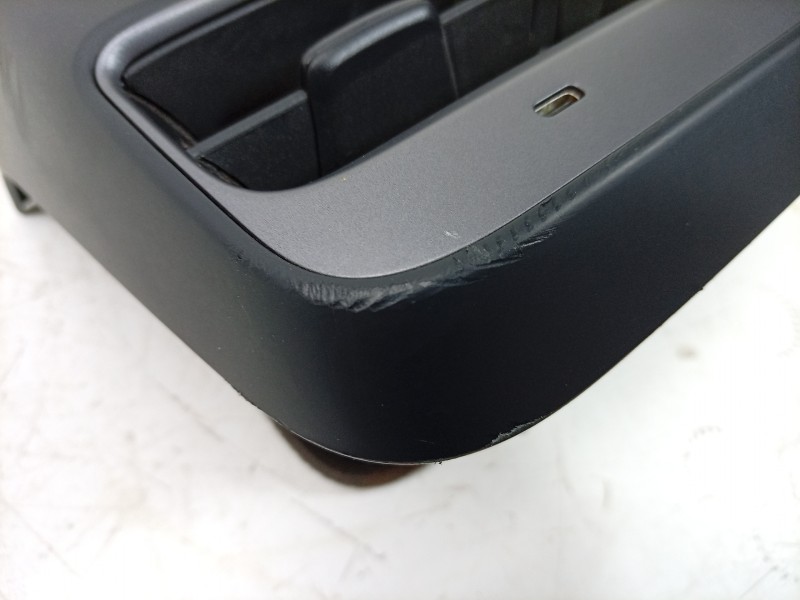 Recambio de rejilla delantera para tesla model 3 ev referencia OEM IAM  111107200E 
