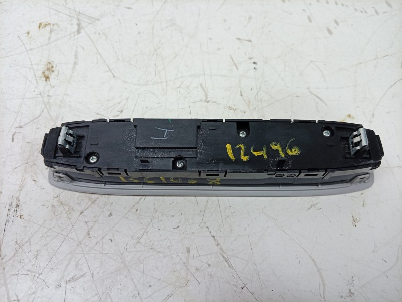 Recambio de luz interior para tesla model 3 ev referencia OEM IAM  109257400C 