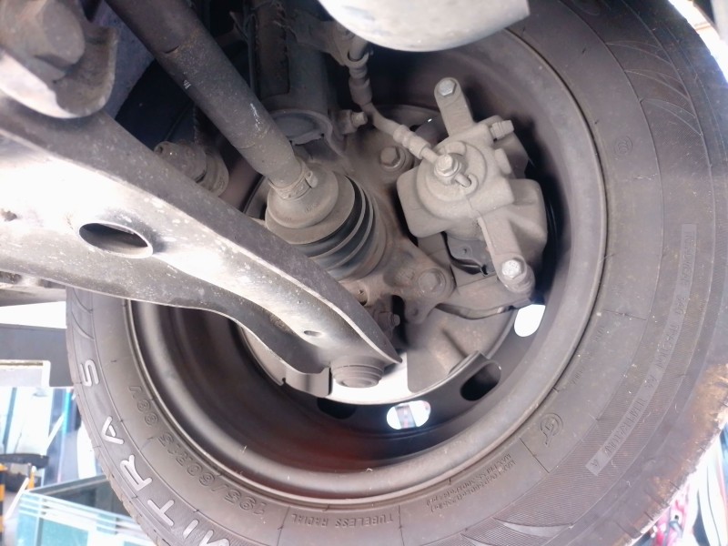 Recambio de mangueta delantera izquierda para ford transit courier b460 furgoneta/monovolumen 1.5 tdci referencia OEM IAM   
