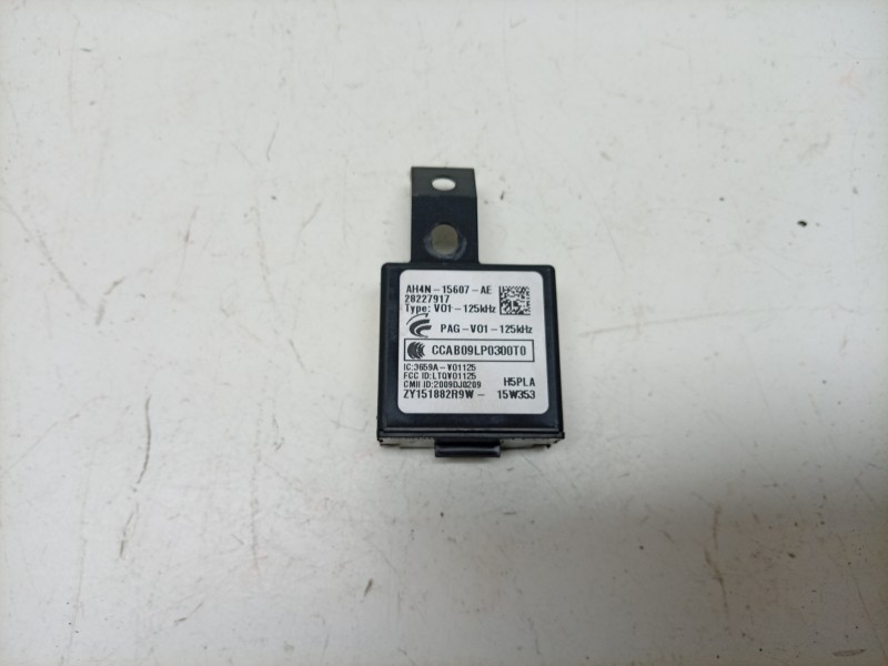 Recambio de conmutador de arranque para jaguar xj (x351) 3.0 sdv6 referencia OEM IAM  C2D27159 