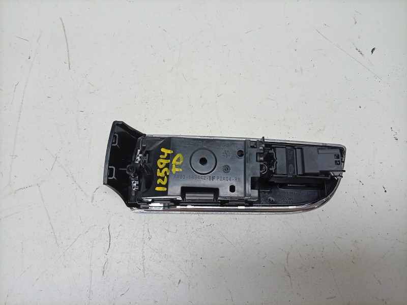 Recambio de mando elevalunas trasero derecho para jaguar xj (x351) 3.0 sdv6 referencia OEM IAM  GX7314717AC 