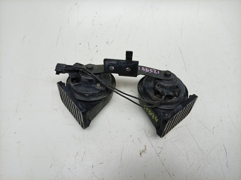 Recambio de claxon para jaguar xj (x351) 3.0 sdv6 referencia OEM IAM  C2D55026 