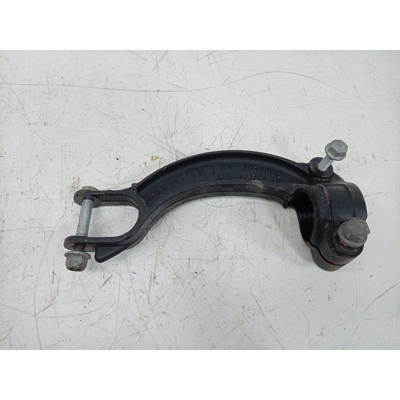 Recambio de soporte brazo suspension delantero derecho para porsche macan (typ ) referencia OEM IAM  202300G 