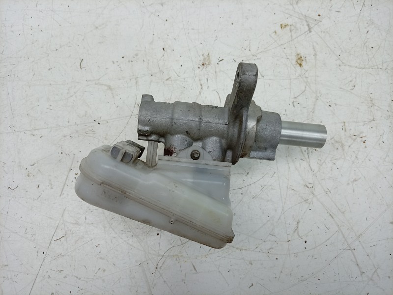 Recambio de bomba freno para ford tourneo courier (c4a) trend referencia OEM IAM 1751664 1751664 