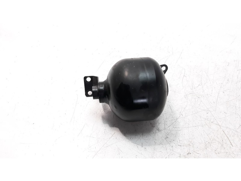 Recambio de acumulador central amortiguacion para mercedes-benz clase cl (w215) coupe 5.0 v8 24v cat referencia OEM IAM 22032701