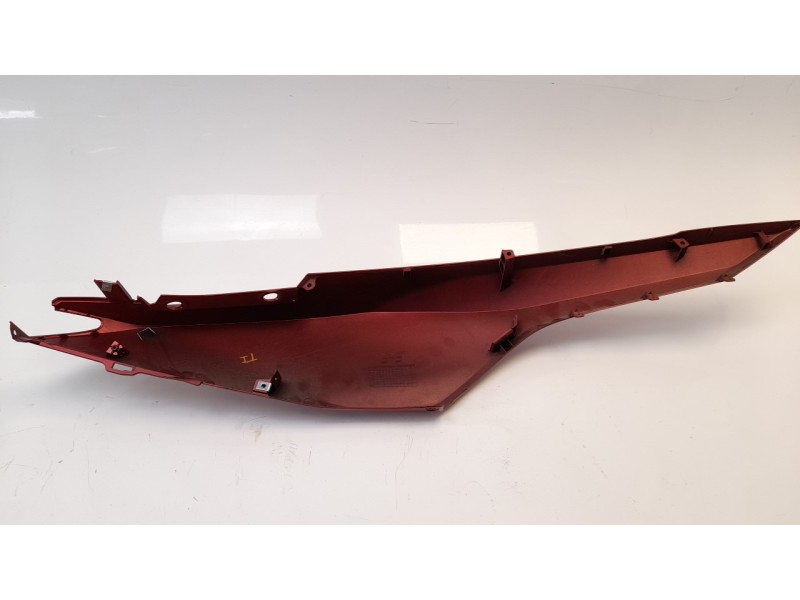 Recambio de moldura para honda forza 125 forza 125 referencia OEM IAM 83600K0BT000  