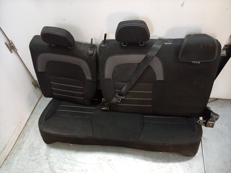 Recambio de juego asientos completo para dacia sandero iii 1.0 tce 90 eco-g referencia OEM IAM  876709224R 
