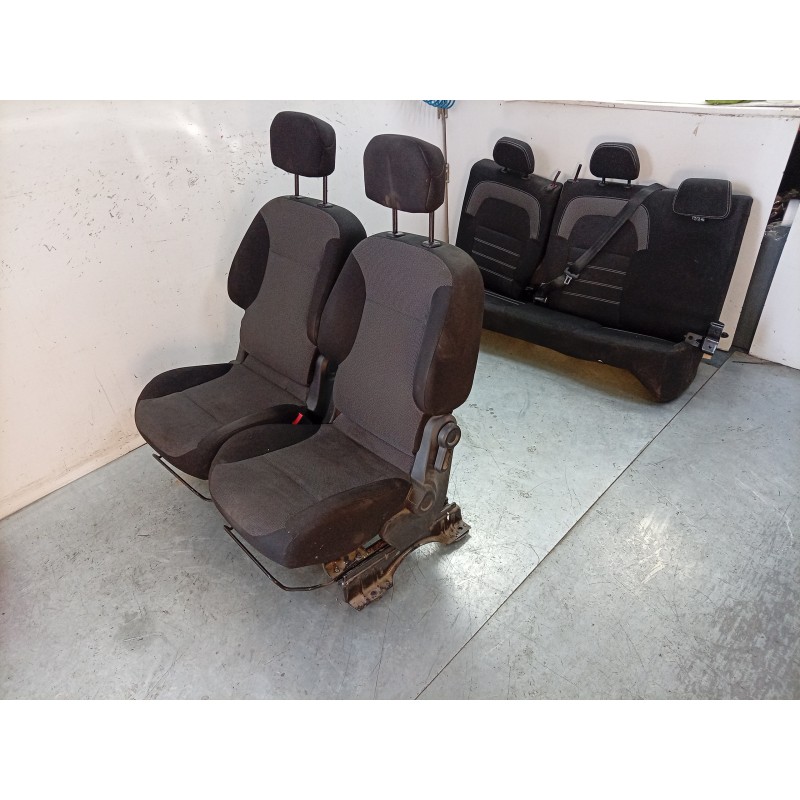 Recambio de juego asientos completo para dacia sandero iii 1.0 tce 90 eco-g referencia OEM IAM  876709224R 