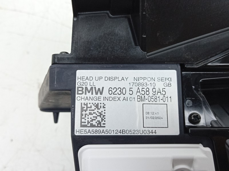 Recambio de pantalla multifuncion para bmw i4 edrive 40 referencia OEM IAM  62305A589A5 