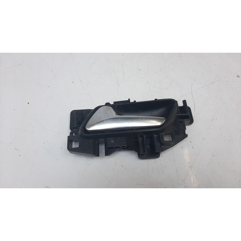 Recambio de maneta interior delantera izquierda para peugeot rifter 1.5 blue-hdi fap referencia OEM IAM 98182873VV  