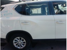 Recambio de puerta trasera derecha para kg mobility rexton referencia OEM IAM   