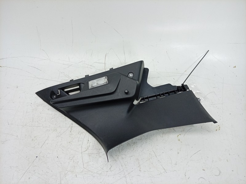 Recambio de moldura para renault clio v (b7_) tce 90 (b7mt) referencia OEM IAM  799117822R 