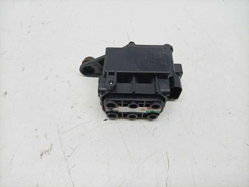 Recambio de electrovalvula para jaguar xj (x351) 3.0 sdv6 referencia OEM IAM  AW933B486AB 