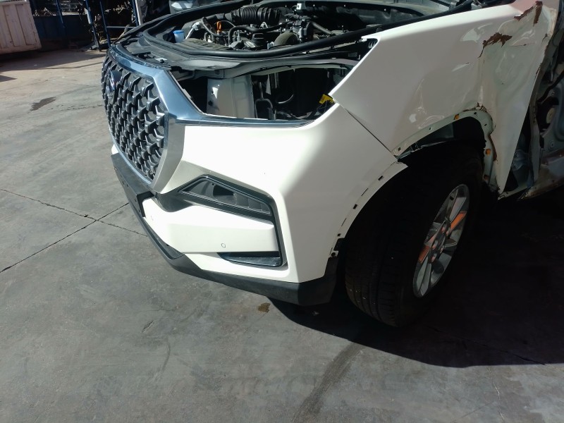 Recambio de paragolpes delantero para kg mobility rexton referencia OEM IAM   