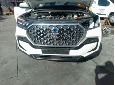 Recambio de paragolpes delantero para kg mobility rexton referencia OEM IAM    2