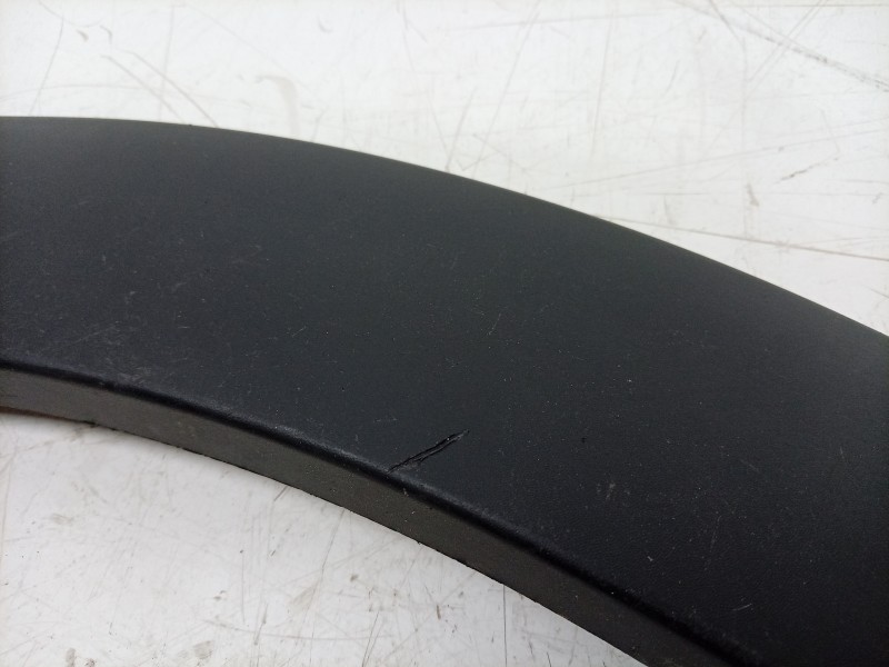 Recambio de aletin trasero izquierdo para citroën c3 1.2 12v e-thp referencia OEM IAM  9812088880 