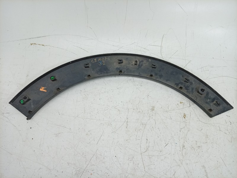 Recambio de aletin trasero izquierdo para citroën c3 1.2 12v e-thp referencia OEM IAM  9812088880 