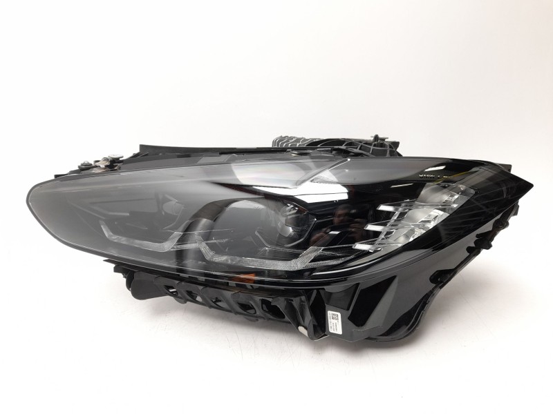 Recambio de faro izquierdo para bmw i4 edrive 40 referencia OEM IAM  63118084885 