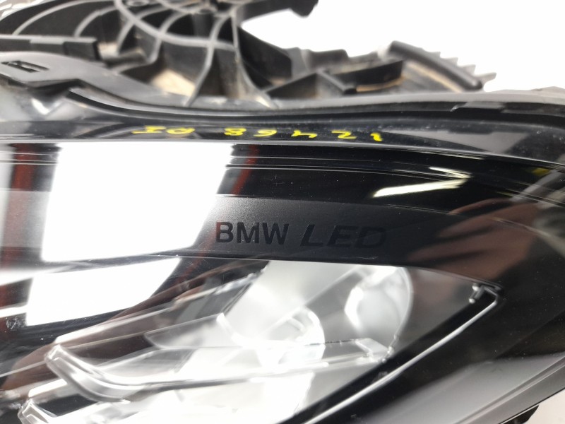 Recambio de faro izquierdo para bmw i4 edrive 40 referencia OEM IAM  63118084885 