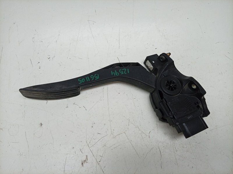 Recambio de potenciometro pedal para jaguar xj (x351) 3.0 sdv6 referencia OEM IAM  9X239F832AB 