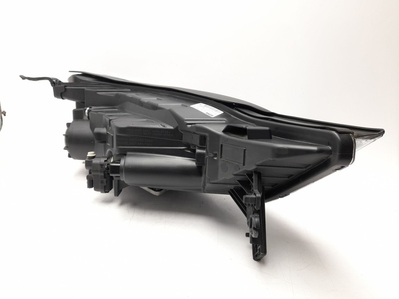 Recambio de faro izquierdo para kg mobility rexton referencia OEM IAM  8310536010 