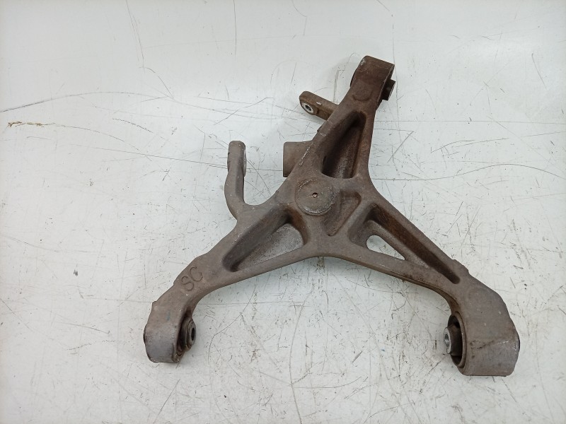 Recambio de brazo suspension inferior trasero derecho para jaguar xj (x351) 3.0 sdv6 referencia OEM IAM  C2D61158 