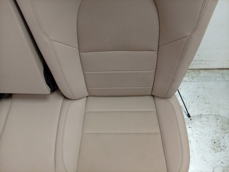 Recambio de asientos traseros para porsche macan (xab) 4 electric (xabbb1, xabfd1) referencia OEM IAM 95C864207BABLK 95C864207BA
