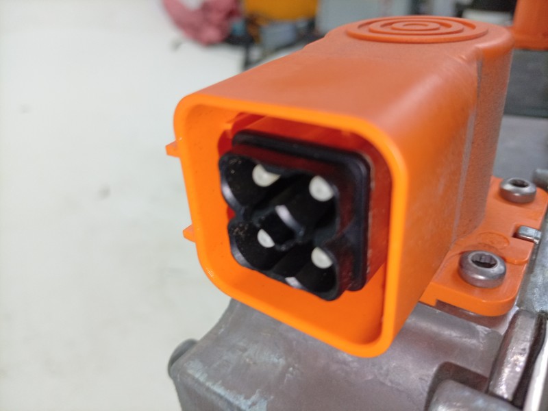 Recambio de inversor para porsche macan (xab) 4 electric (xabbb1, xabfd1) referencia OEM IAM  95C915233AN 