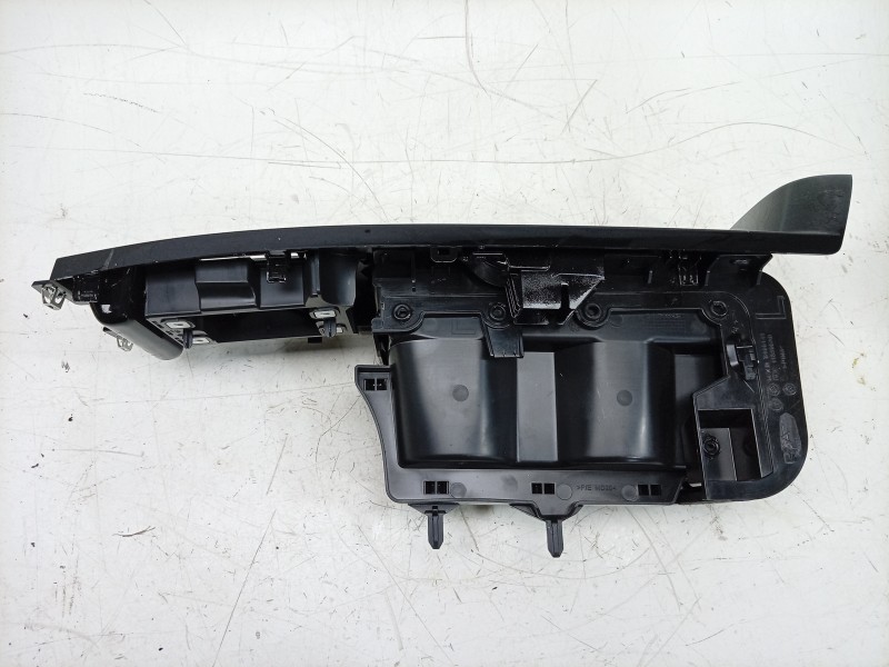 Recambio de moldura para citroën c4 x 1.2 hybrid 136 136 ch gasolina/eléctrico (2024) referencia OEM IAM  98450089ZD 