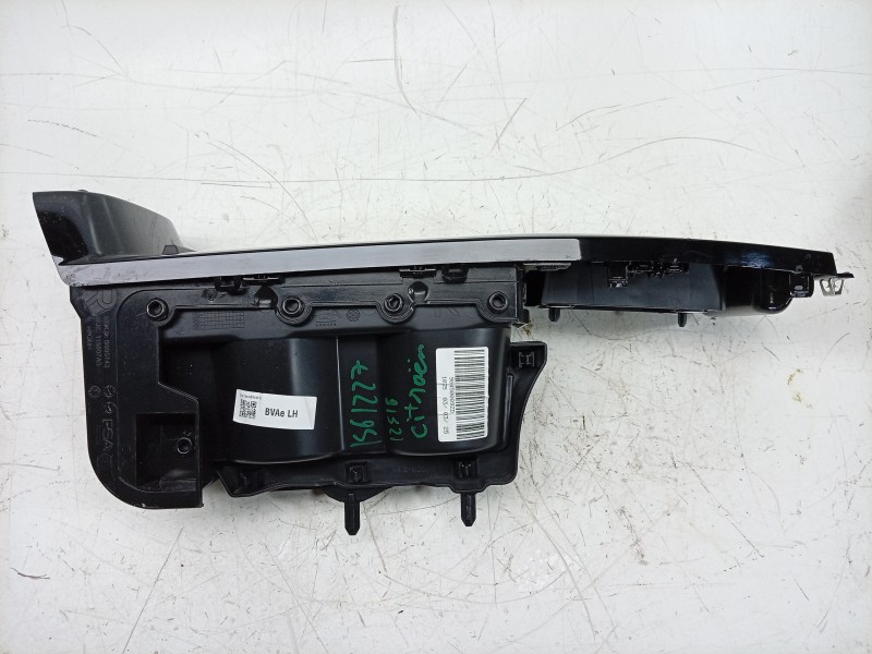 Recambio de moldura para citroën c4 x 1.2 hybrid 136 136 ch gasolina/eléctrico (2024) referencia OEM IAM  98450089ZD 