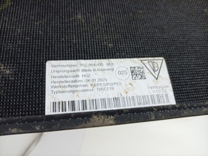 Recambio de juego alfombrillas para porsche macan (xab) 4 electric (xabbb1, xabfd1) referencia OEM IAM  95C864435BLK 