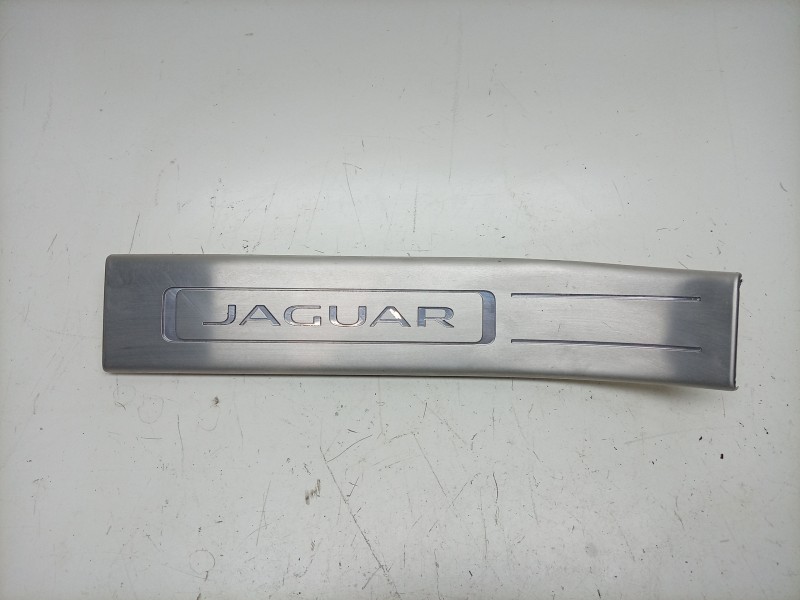 Recambio de moldura para jaguar xj (x351) 3.0 sdv6 referencia OEM IAM  EW9MF13245BB 