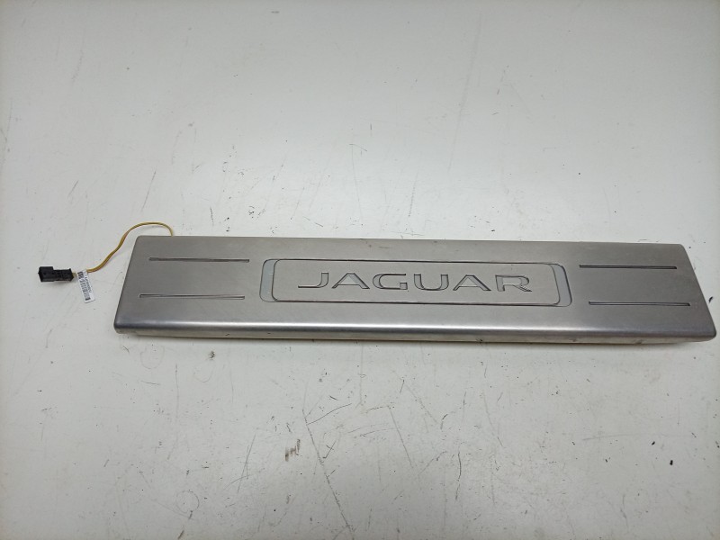 Recambio de moldura para jaguar xj (x351) 3.0 sdv6 referencia OEM IAM  EW9MF13201AA 