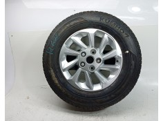 Recambio de neumatico repuesto para kg mobility rexton referencia OEM IAM  2357017  2