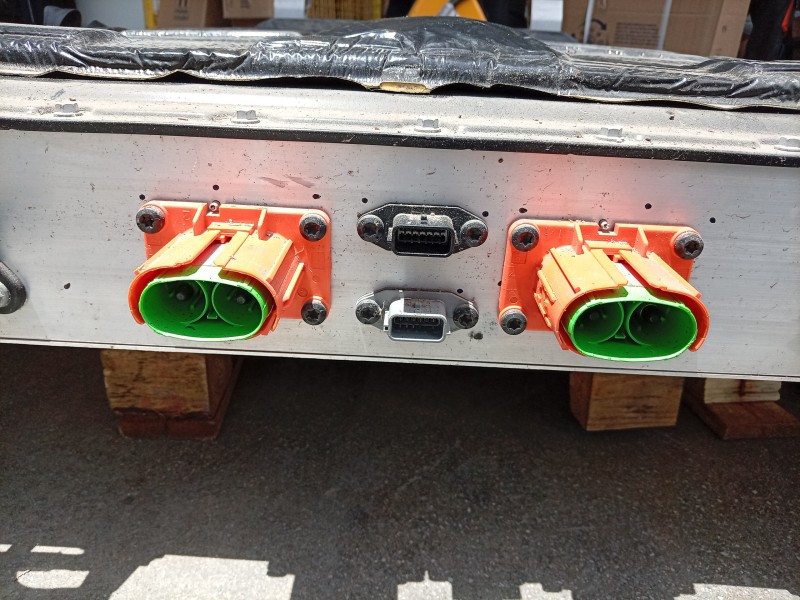 Recambio de bateria para renault 4 e-tech 120 referencia OEM IAM  295100490R 