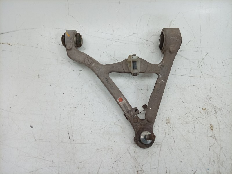 Recambio de brazo suspension superior trasero izquierdo para jaguar xj (x351) 3.0 sdv6 referencia OEM IAM  8W835K743AE 