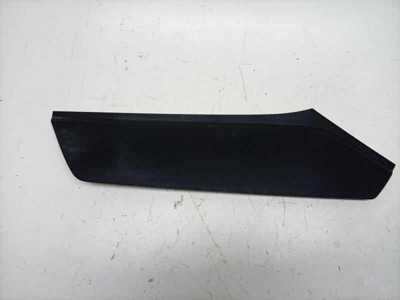 Recambio de moldura para porsche macan (xab) 4 electric (xabbb1, xabfd1) referencia OEM IAM  95C819422 