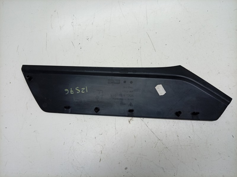 Recambio de moldura para porsche macan (xab) 4 electric (xabbb1, xabfd1) referencia OEM IAM  95C819915 