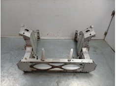 Recambio de travesaño superior para aston martin rapide 5.9 v12 cat referencia OEM IAM  AD43V17750AA 